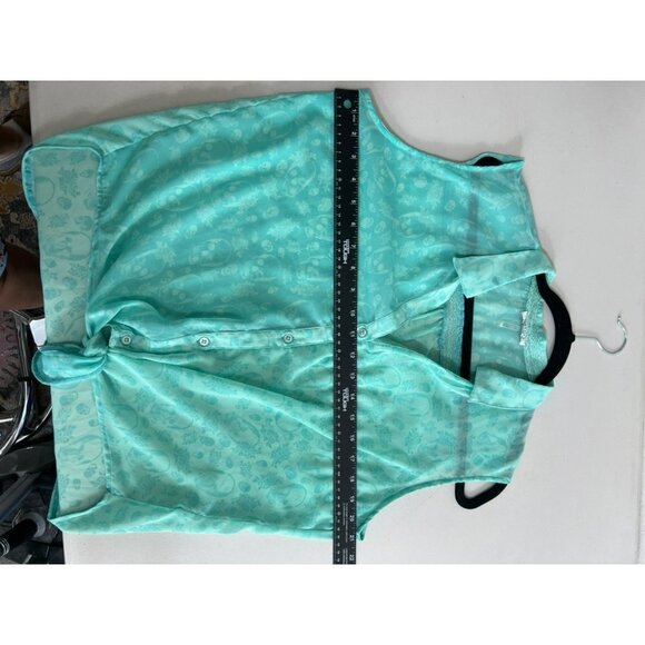 Buffalo David Bitton Lg Sheer Green Skull and Roses with Lace Placket Tie Front - Picture 6 of 6